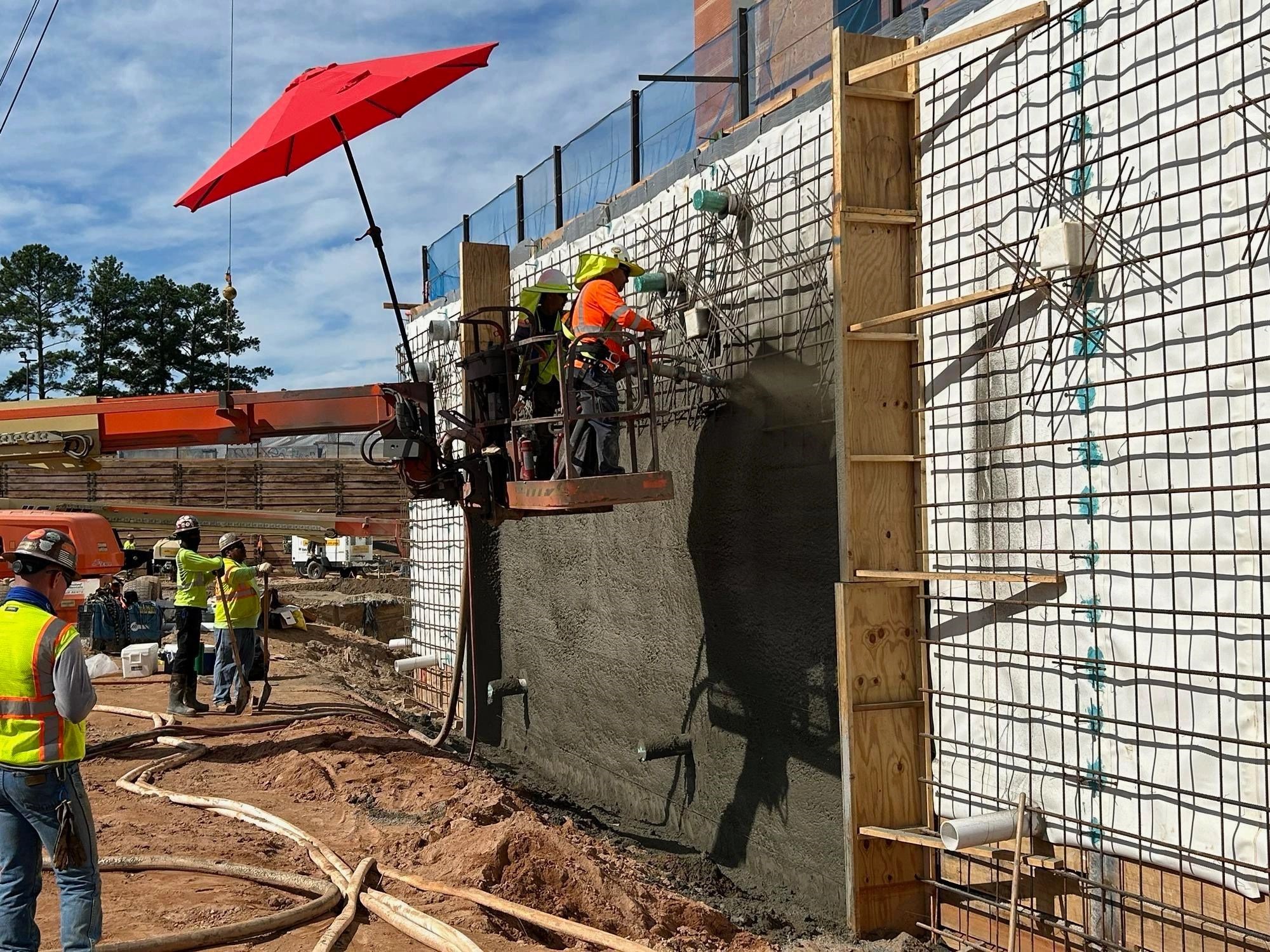 Schnabel drilling micropiles to underpin existing hospital building Shotcrete