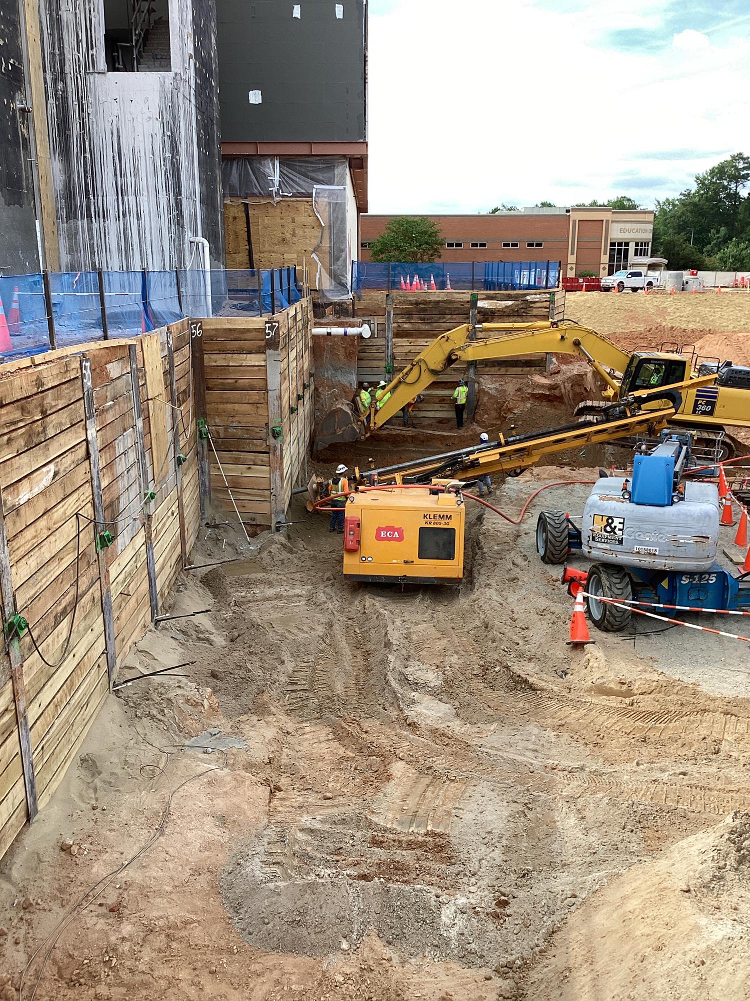 Schnabel working in conjunction with other trades Excavation Support System